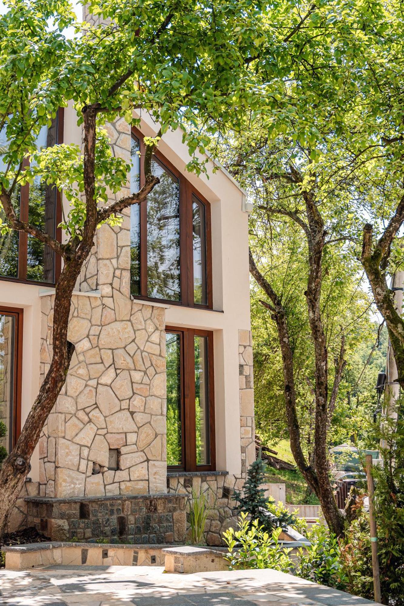 Toplik Village Resort Lukavica ภายนอก รูปภาพ