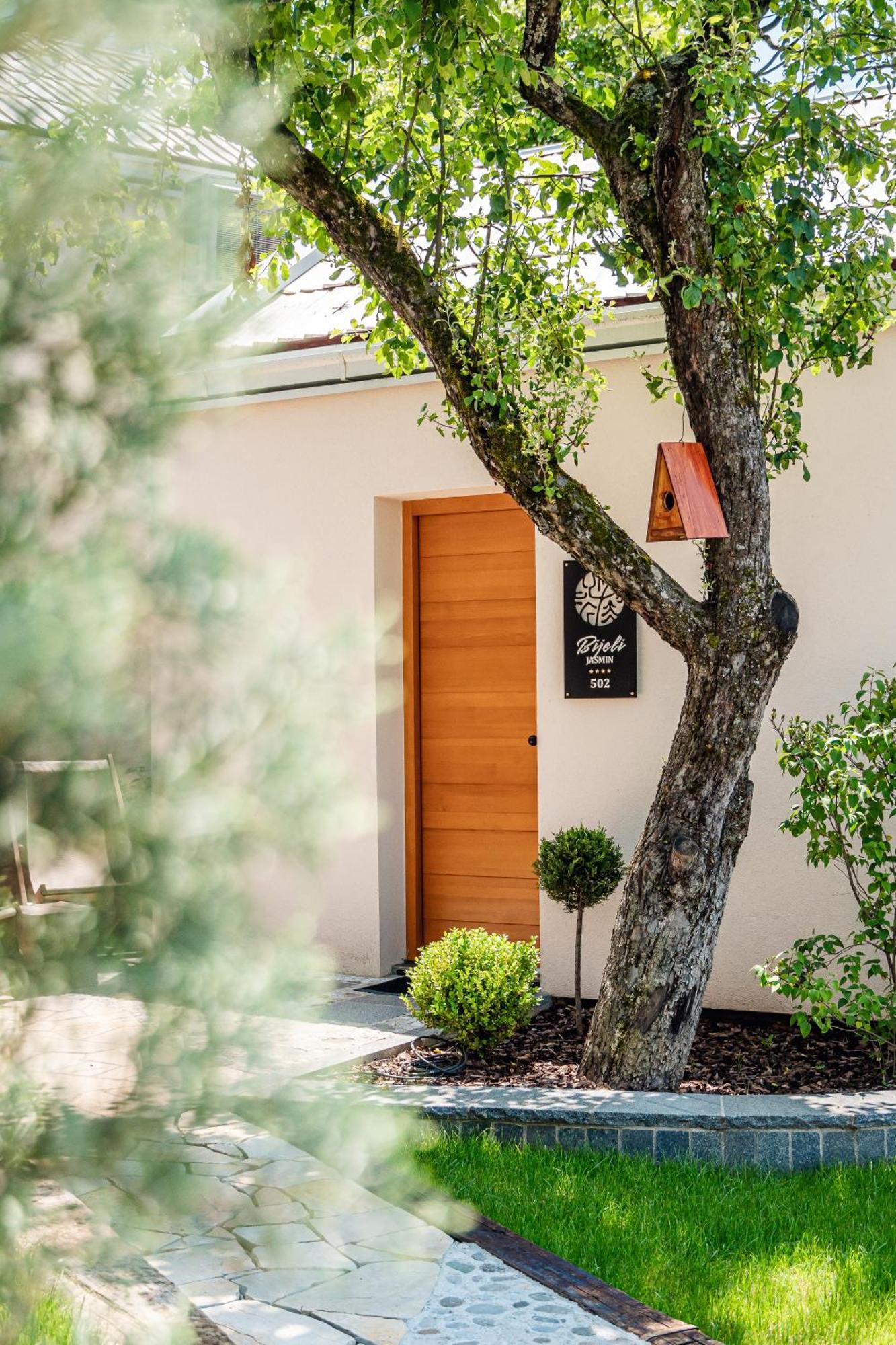 Toplik Village Resort Lukavica ภายนอก รูปภาพ