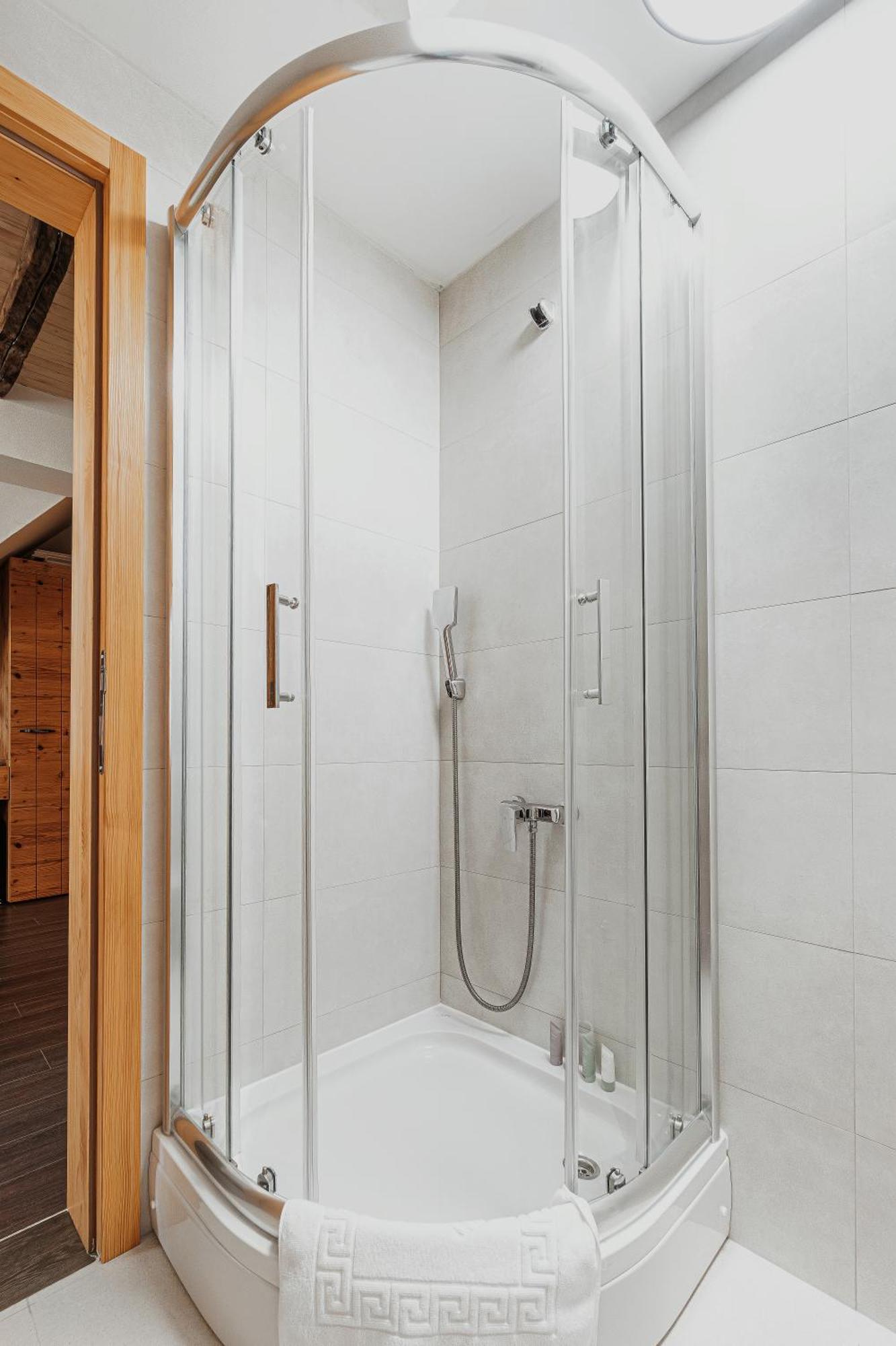 Toplik Village Resort Lukavica ภายนอก รูปภาพ