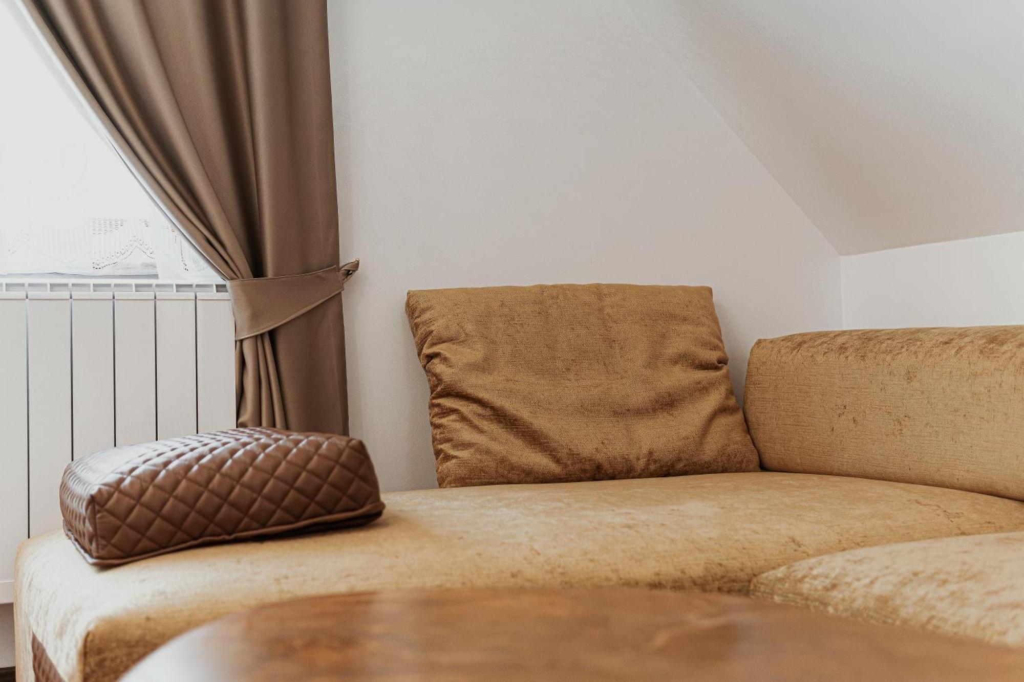 Toplik Village Resort Lukavica ภายนอก รูปภาพ